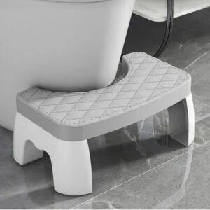 Bathroom Squat Stool with Curved Design